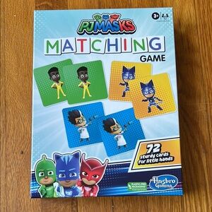 Hasbro Green and Blue Card Game